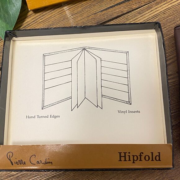 VTG Pierre Cardin Boutique Men Leather Hipfold Wallet Deadstock Gift Box NEW - Picture 4 of 13